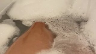 SweetLena79 – schöne heiße Badewanne