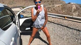 Jenny_Hardt @ Jenny Privat – Im Auto das Fötzchen gewichst und public gepisst   …